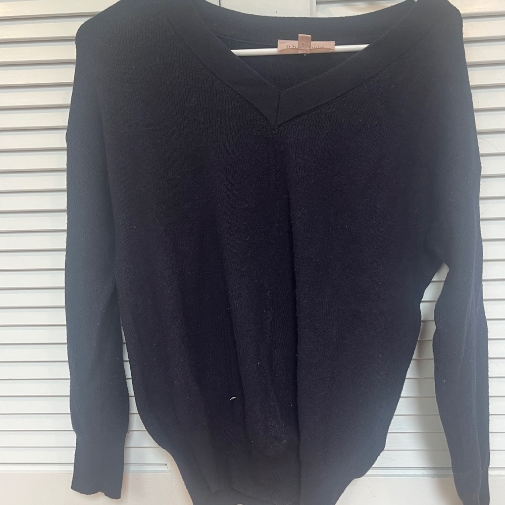 navy v neck sweater